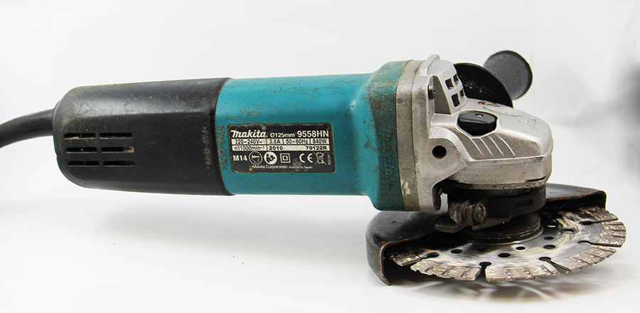 Углошлифовальная машина makita 9558hn