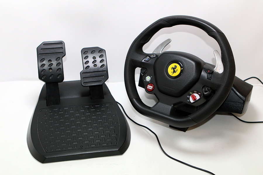 Thrustmaster ferrari 458 italia